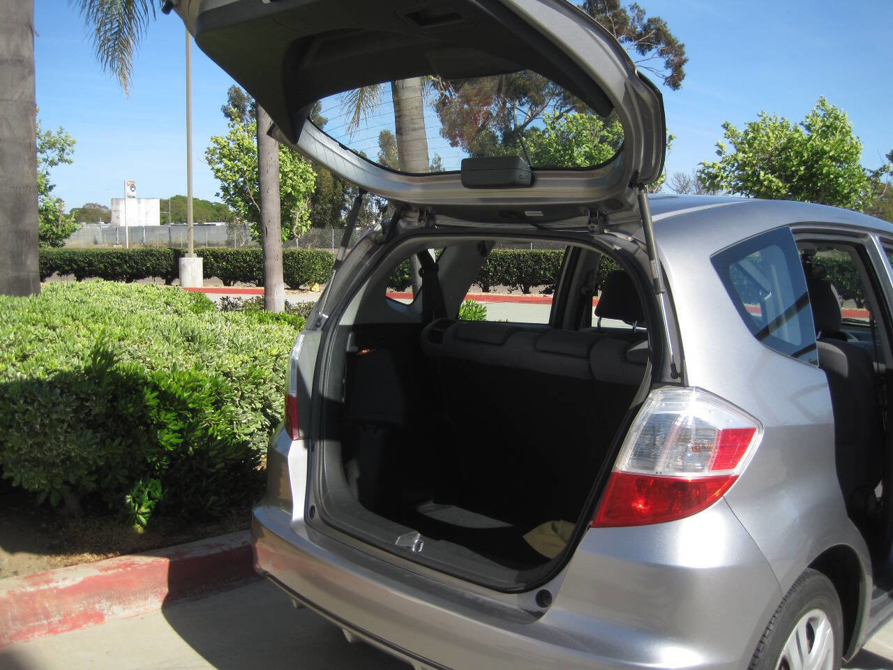 Used 2010 Honda Fit image 13