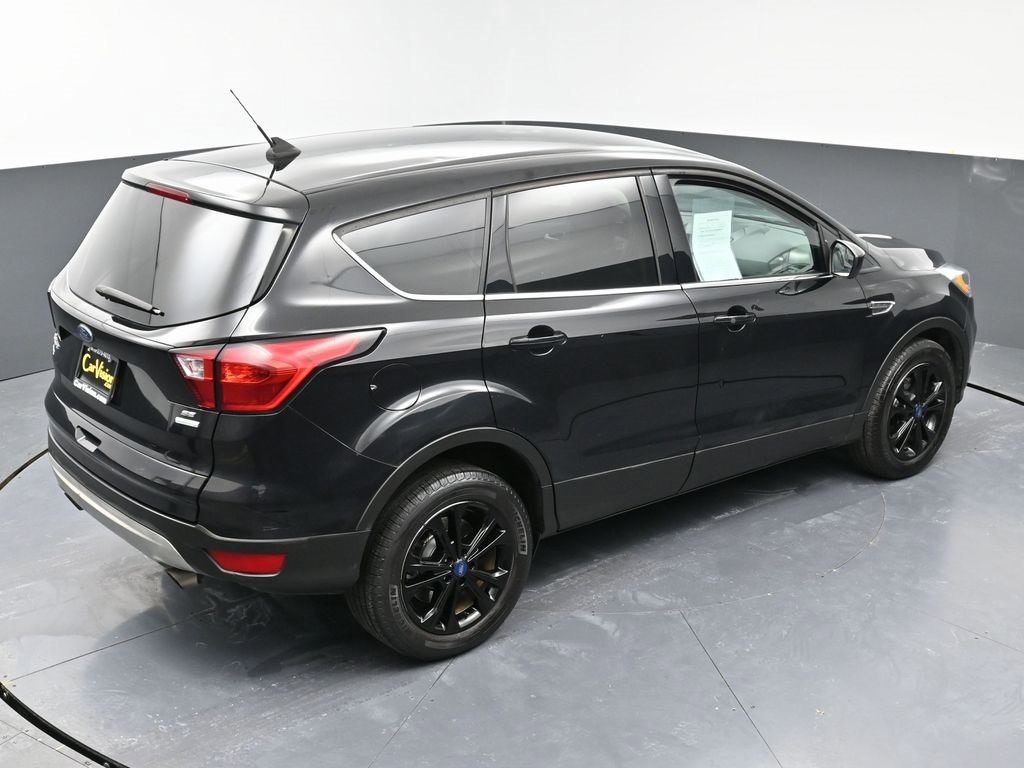 Used 2019 Ford Escape SE image 43