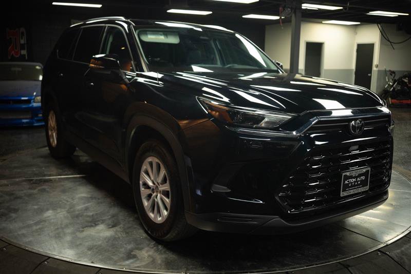 Used 2026 Toyota Grand Highlander AWD image 5