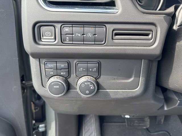 Used 2023 Chevrolet Tahoe LS AWD/4WD image 17