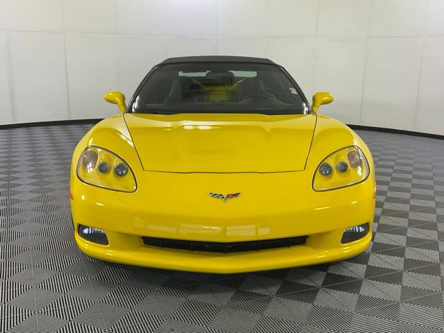 Used 2007 Chevrolet Corvette Convertible w/ Preferred Equipment Group RWD image 2