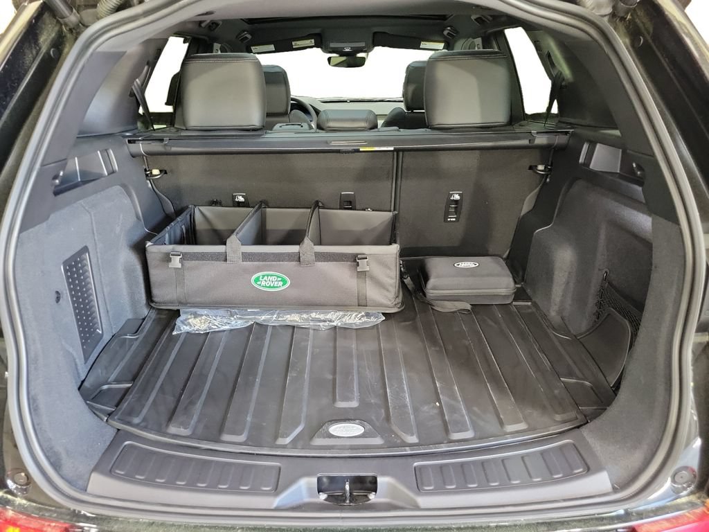 New 2025 Land Rover Discovery Sport Dynamic SE AWD/4WD image 28