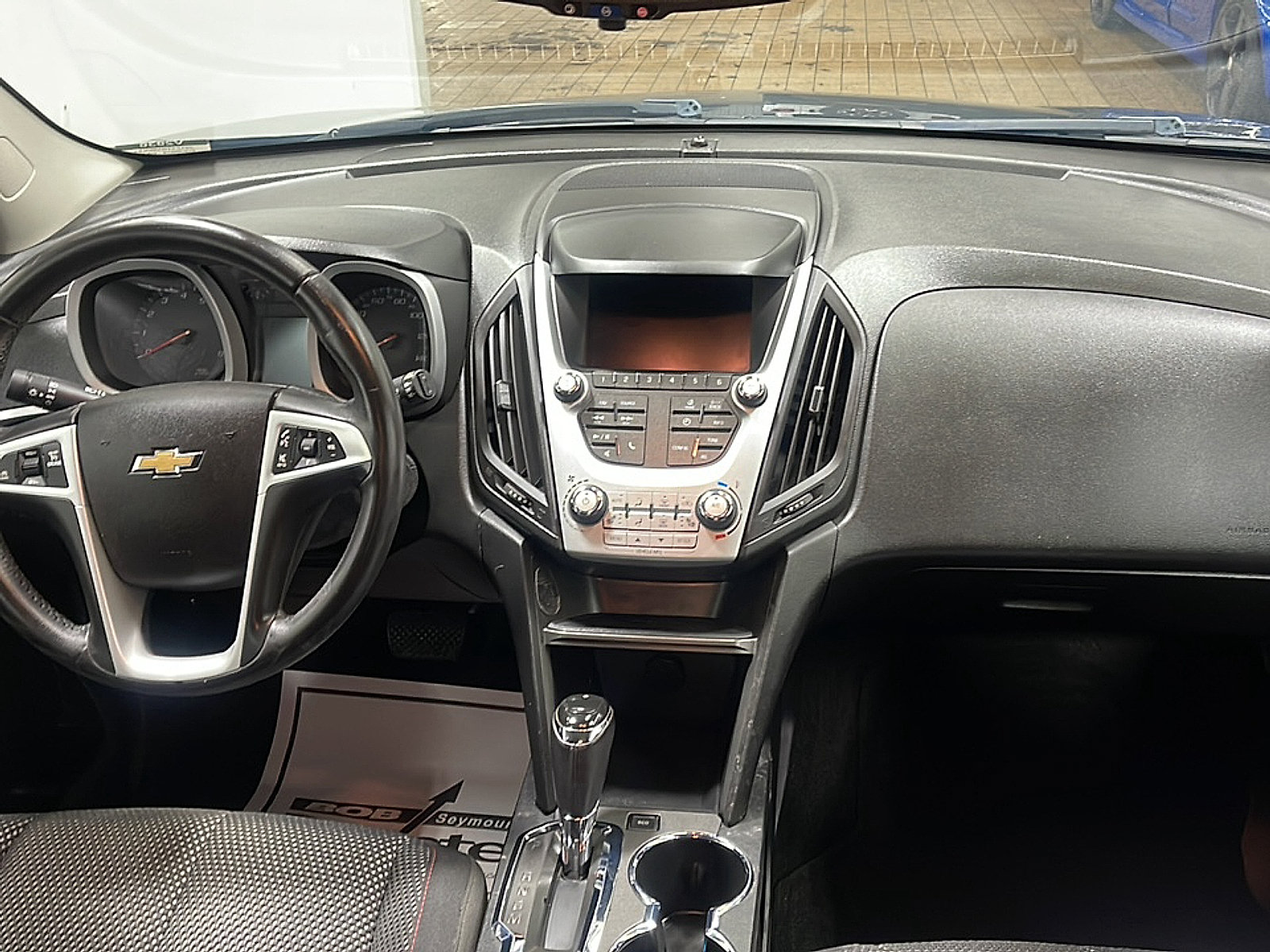 Used 2017 Chevrolet Equinox LT w/ Convenience Package FWD image 5