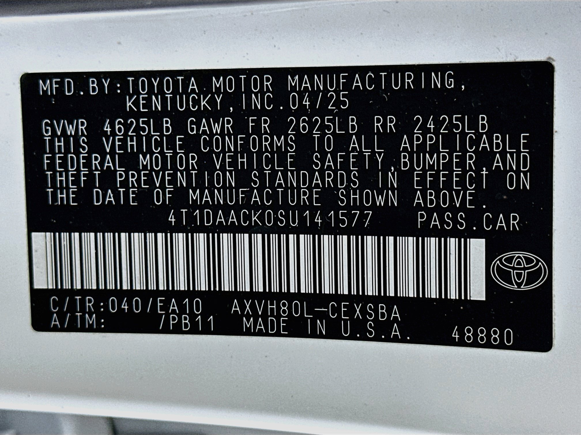 Used 2025 Toyota Camry SE FWD image 12