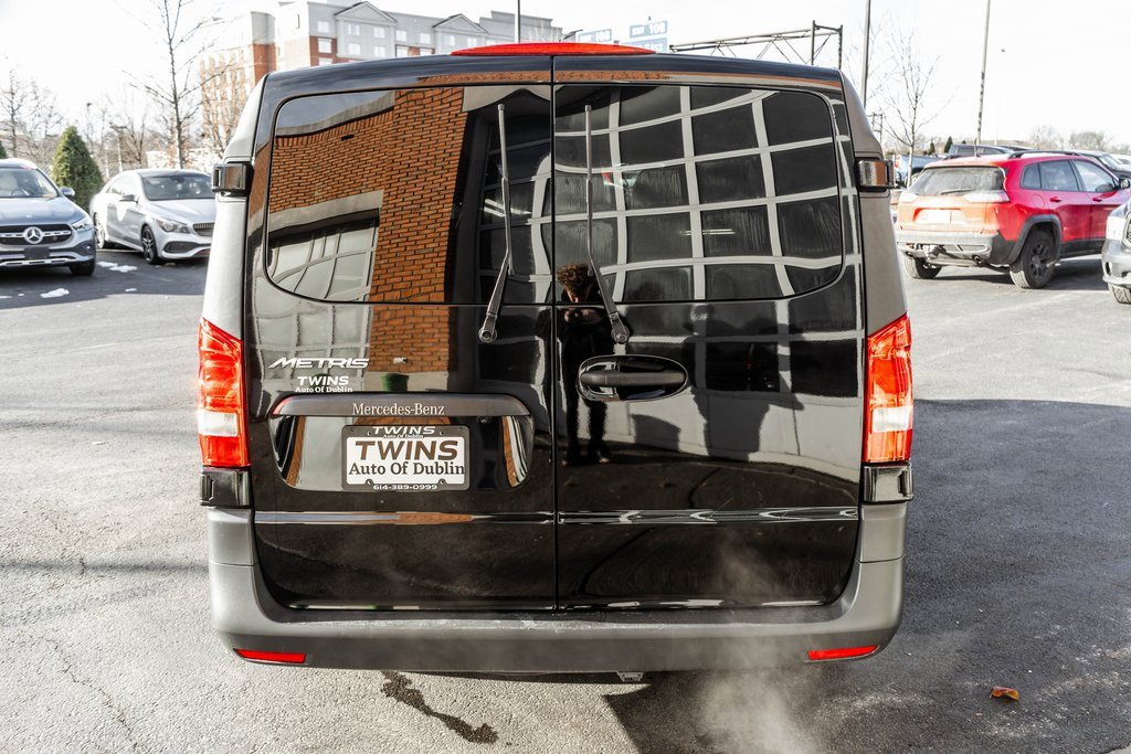 Used 2020 Mercedes-Benz Metris Passenger image 38