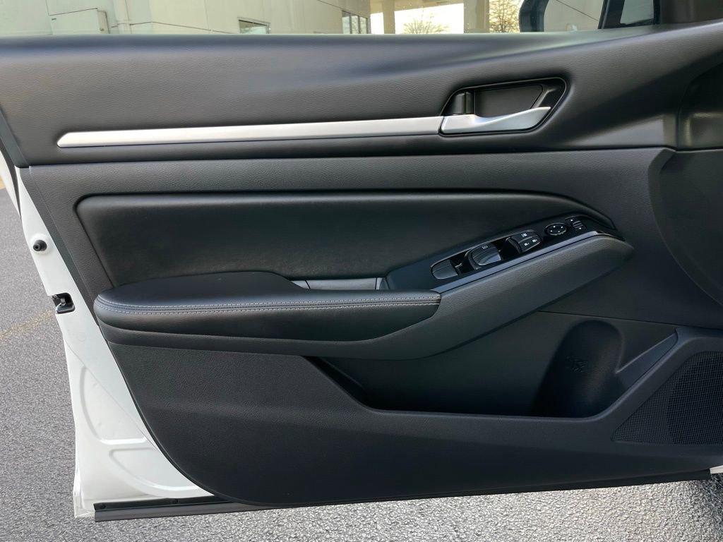 Used 2024 Nissan Altima 2.5 SL image 24