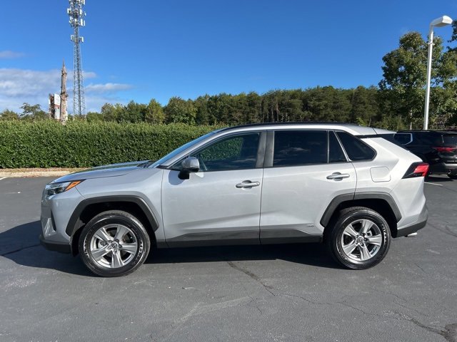Used 2024 Toyota RAV4 XLE image 10