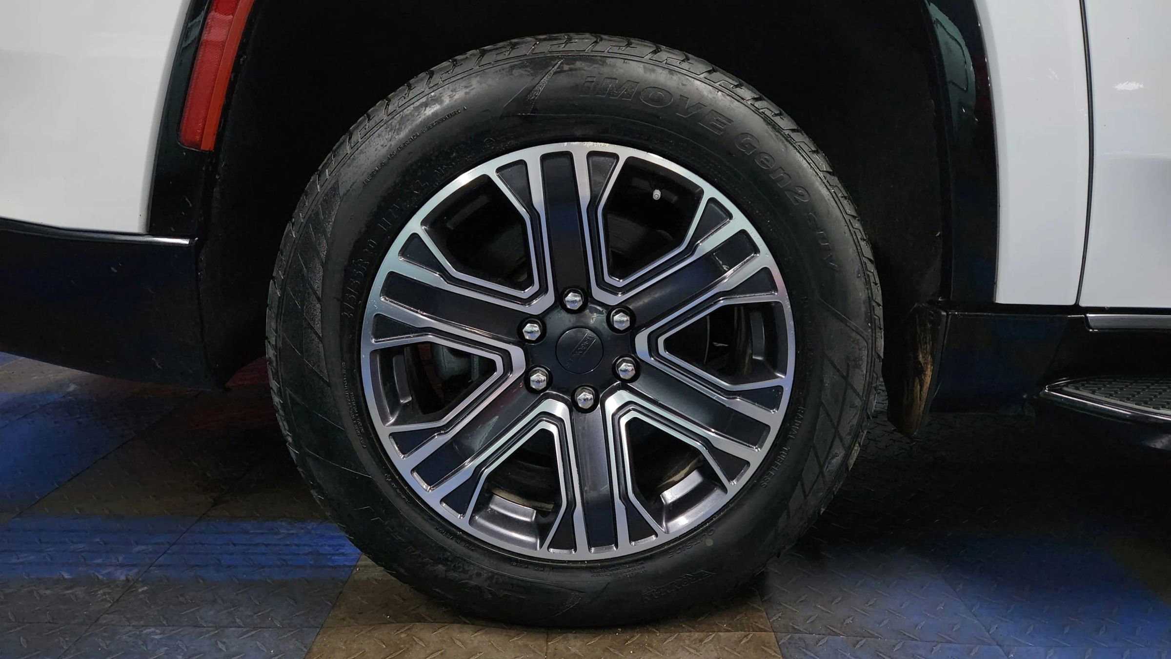 Used 2023 Jeep Wagoneer L Series II image 89