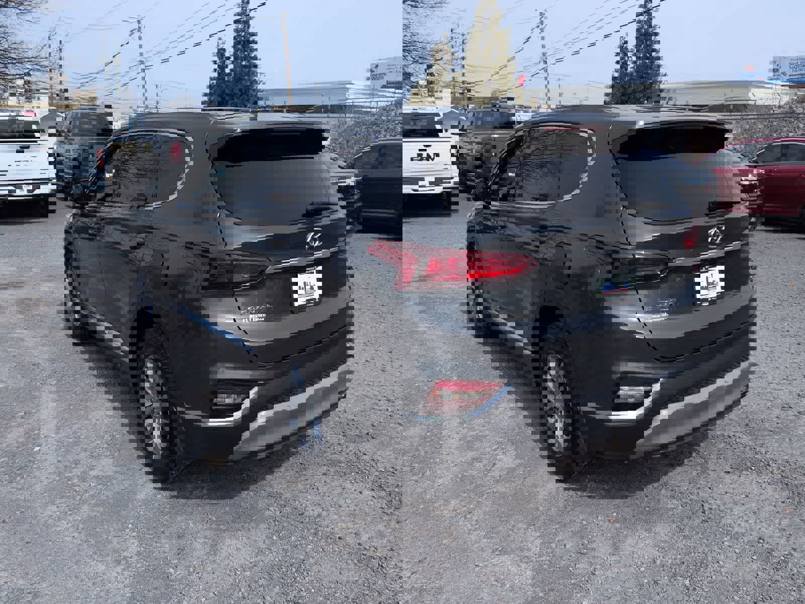 Used 2020 Hyundai Santa Fe SEL image 6