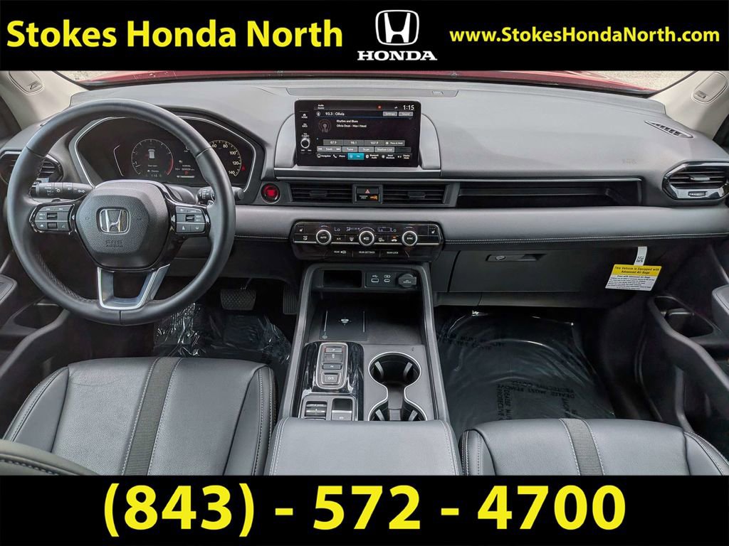 Certified 2025 Honda Pilot Touring image 20