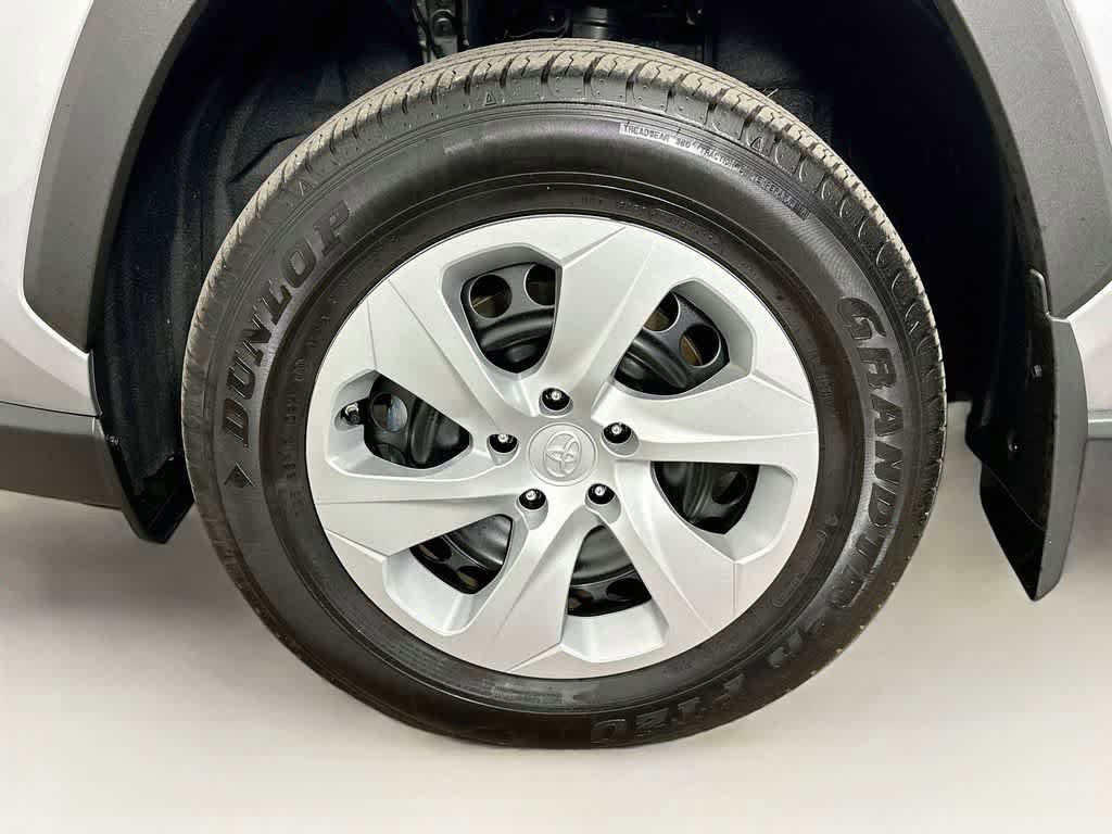Used 2025 Toyota RAV4 LE FWD image 8