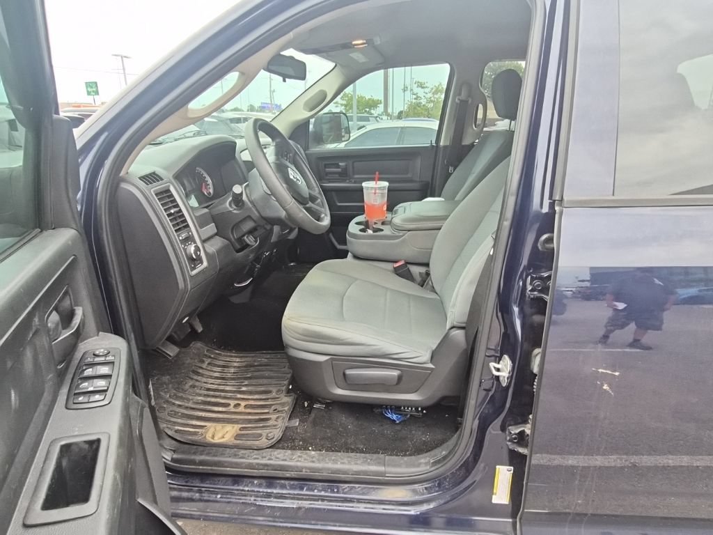 Used 2014 RAM 1500 Express RWD image 10