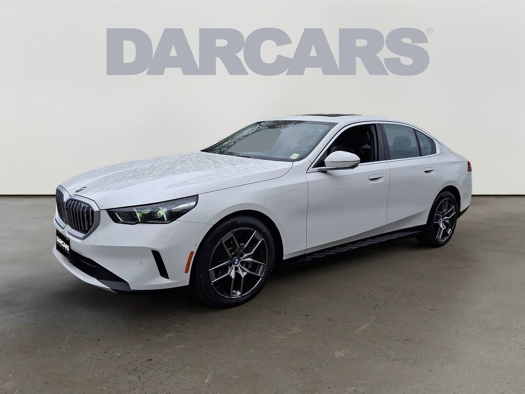 Used 2026 BMW 530i xDrive AWD/4WD image 3