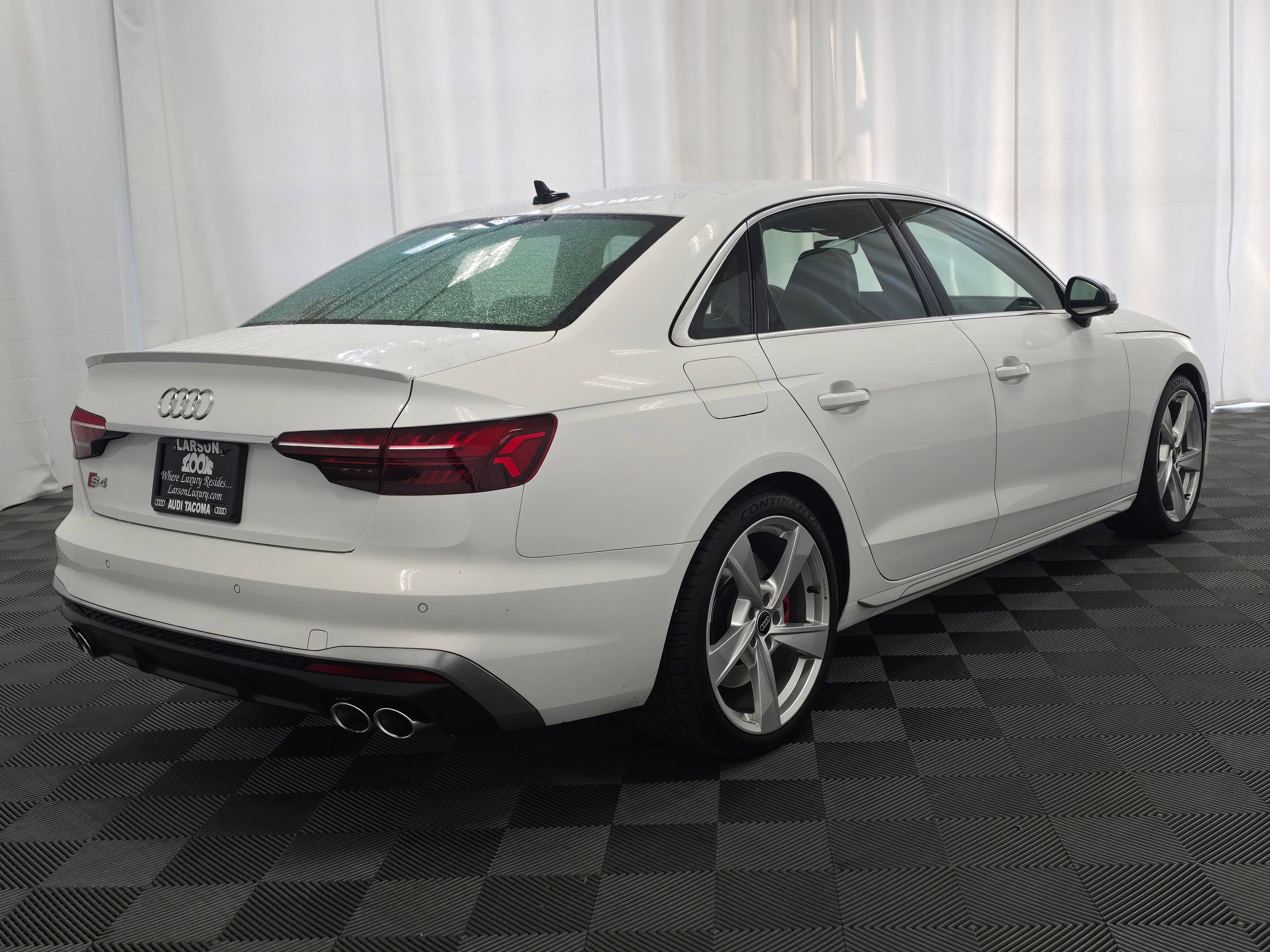 Used 2023 Audi S4 Premium Plus w/ Premium Plus Package image 6