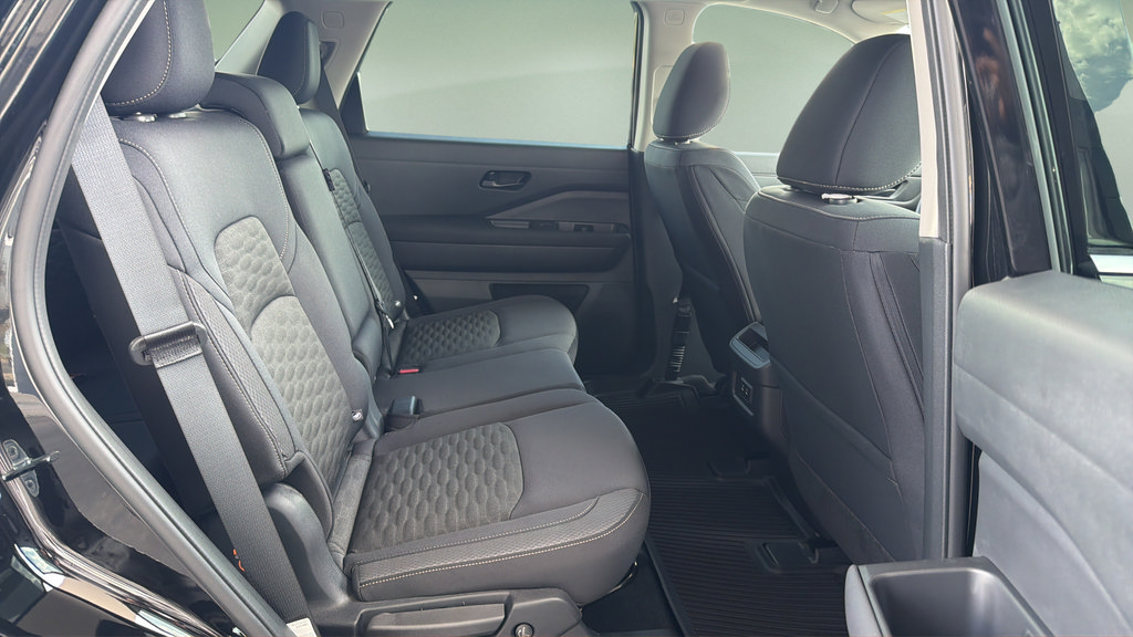 New 2026 Nissan Pathfinder SV AWD/4WD image 21