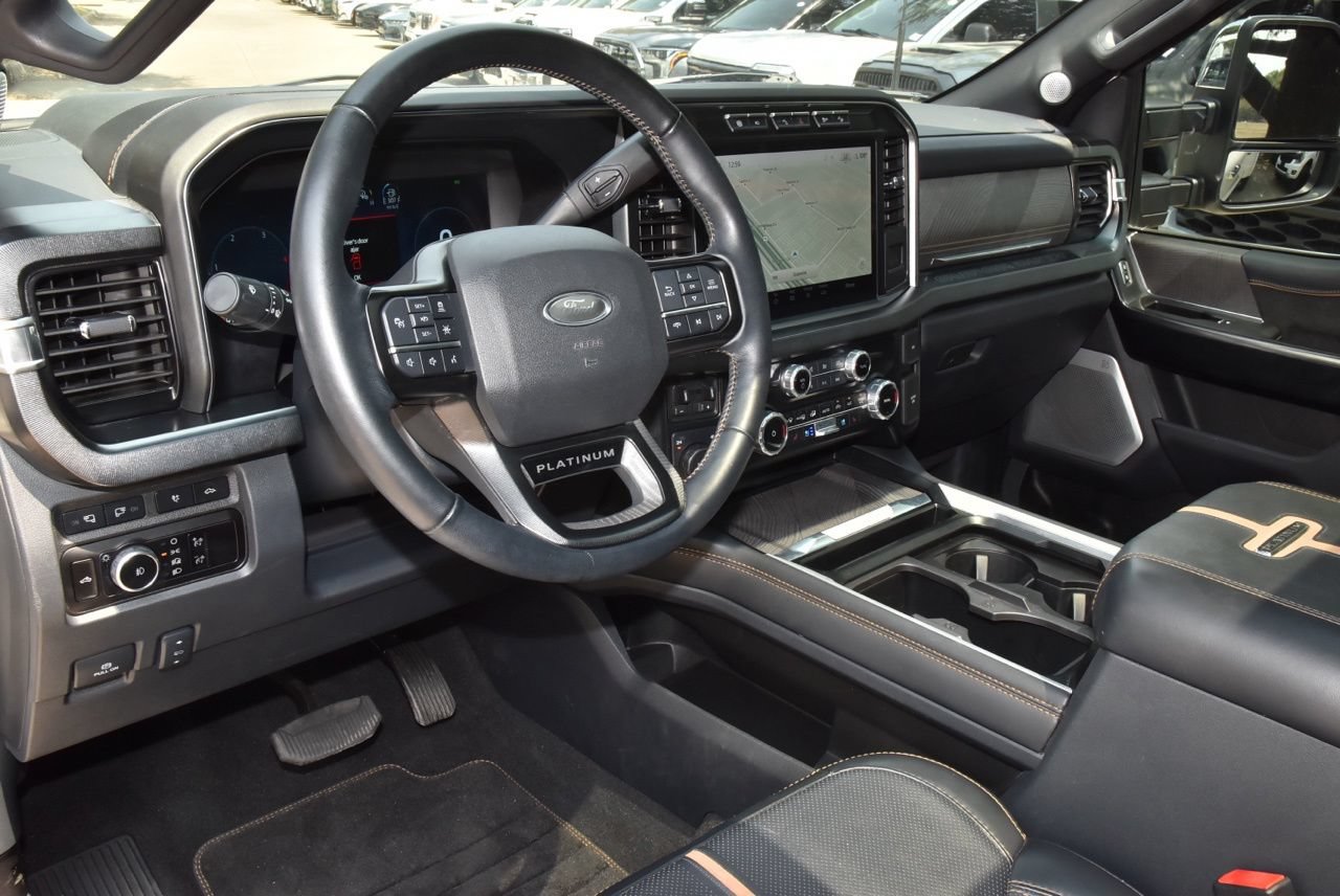 Used 2023 Ford F450 Platinum w/ FX4 Off-Road Package AWD/4WD image 36