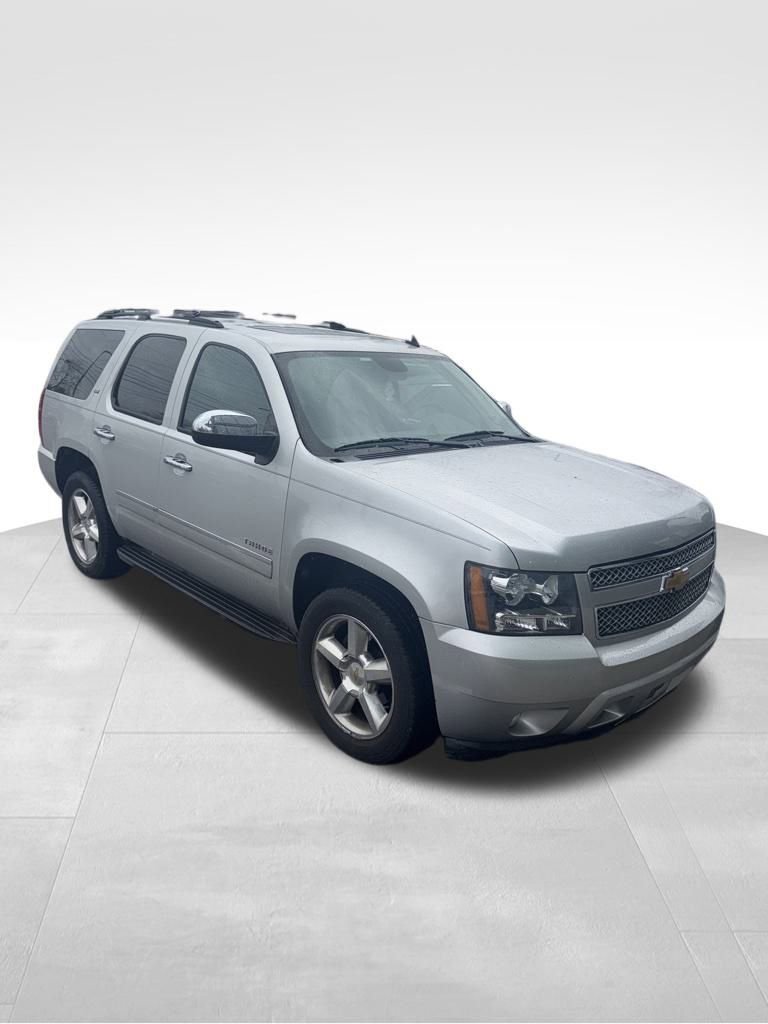 Used 2010 Chevrolet Tahoe LTZ image 3
