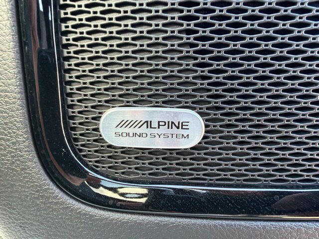 Certified 2025 Jeep Compass Limited w/ Sun & Sound Group AWD/4WD image 17
