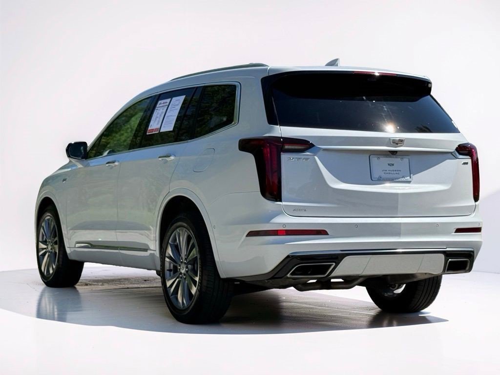 Used 2024 Cadillac XT6 Premium Luxury w/ Technology Package AWD/4WD image 11