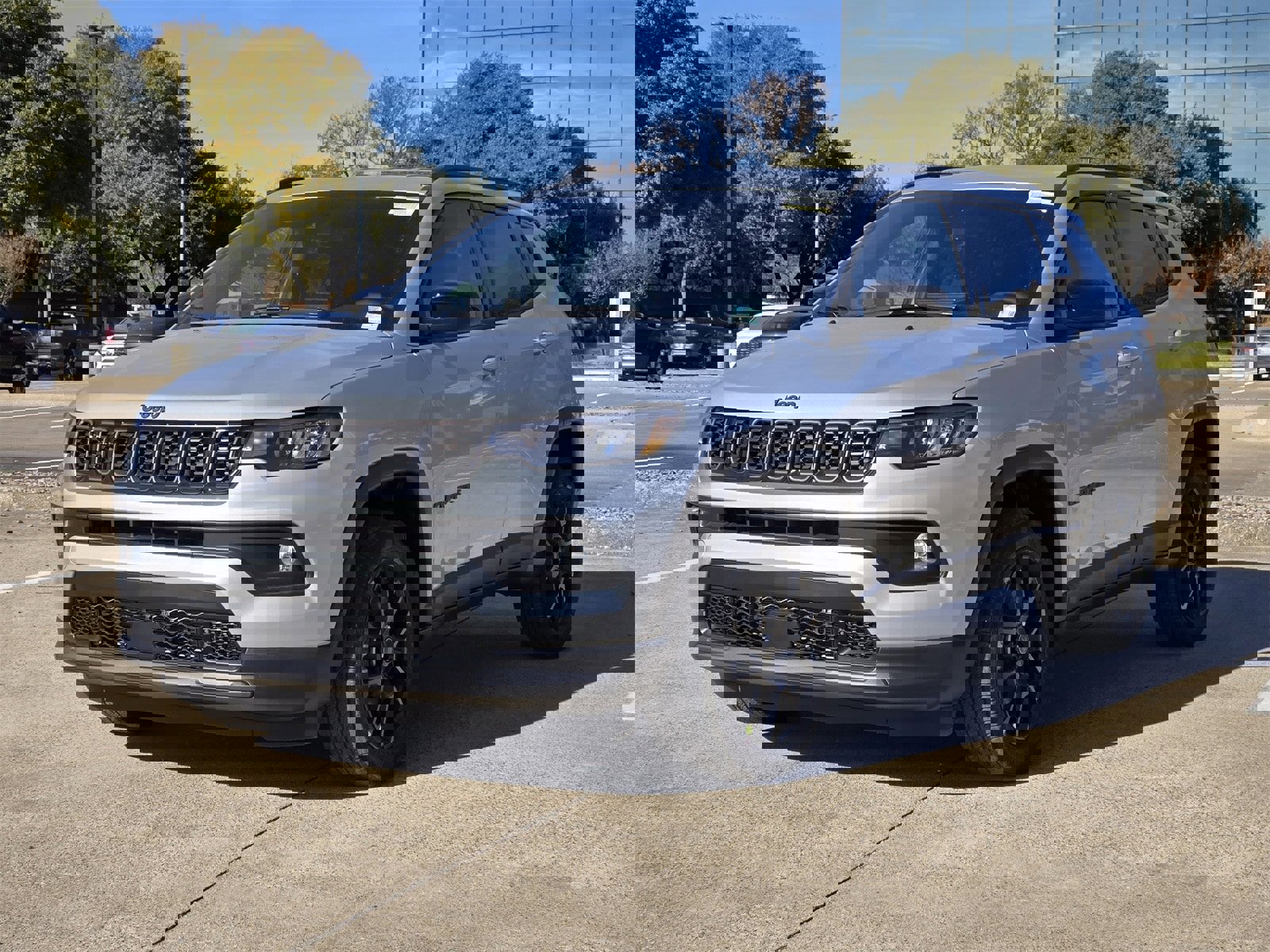 New 2026 Jeep Compass Latitude image 2