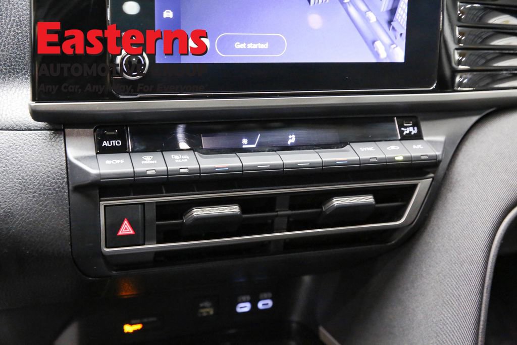 Used 2025 Toyota Camry LE image 20