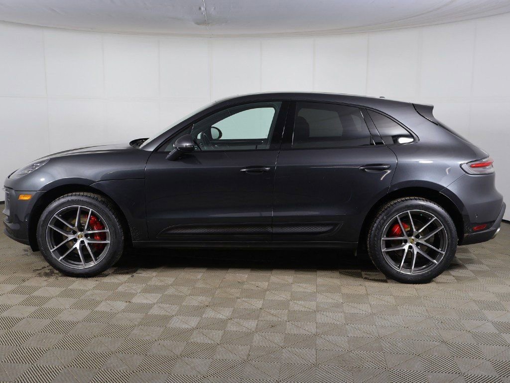 Used 2023 Porsche Macan S AWD/4WD image 16