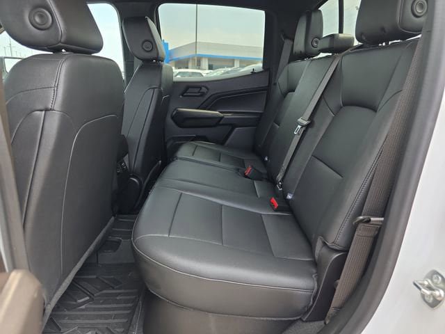Used 2024 Chevrolet Colorado W/T w/ Advanced Trailering Package RWD image 11