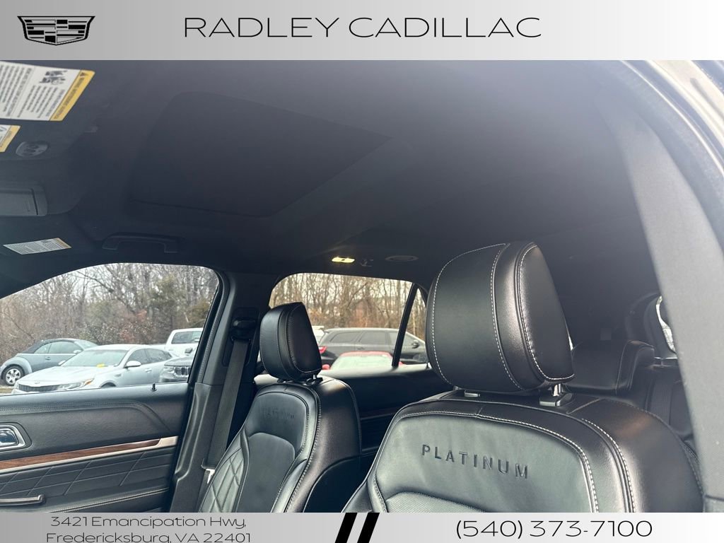 Used 2018 Ford Explorer Platinum image 2