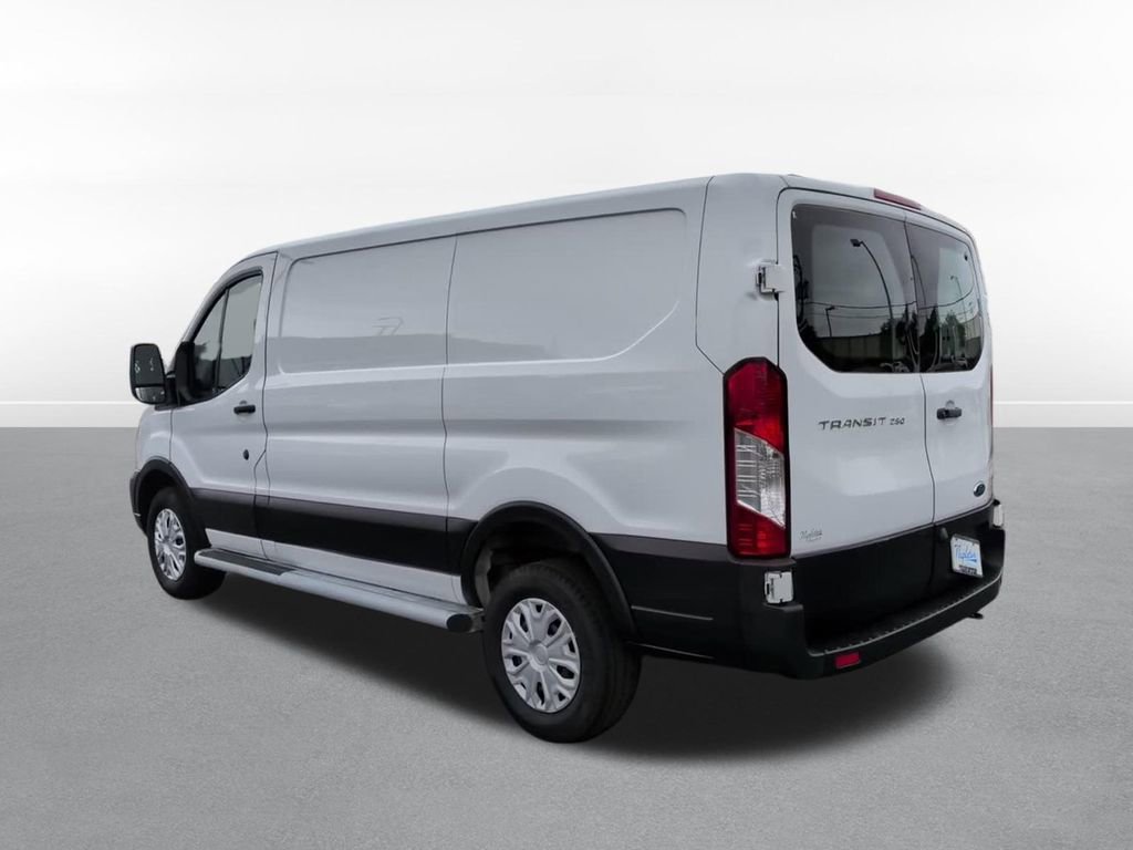 Used 2024 Ford Transit 250 Low Roof w/ Exterior Upgrade Package RWD image 8