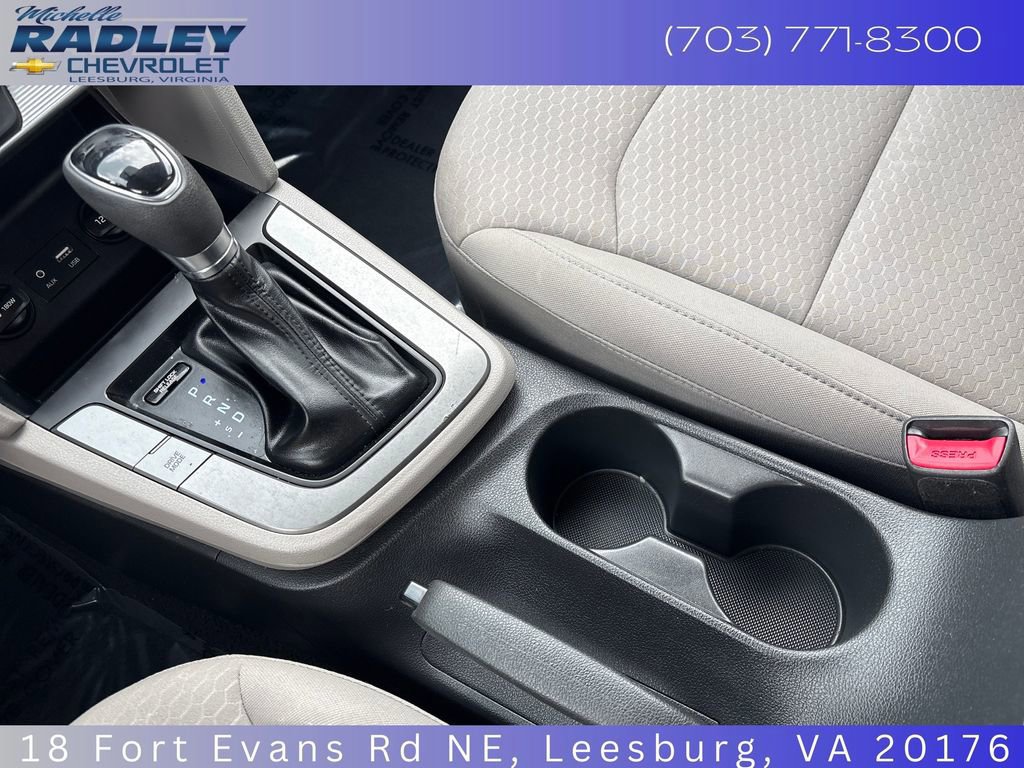 Used 2019 Hyundai Elantra SE FWD image 20
