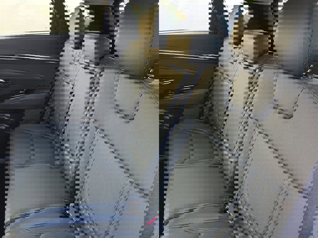 Used 2022 Hyundai Tucson Limited image 24