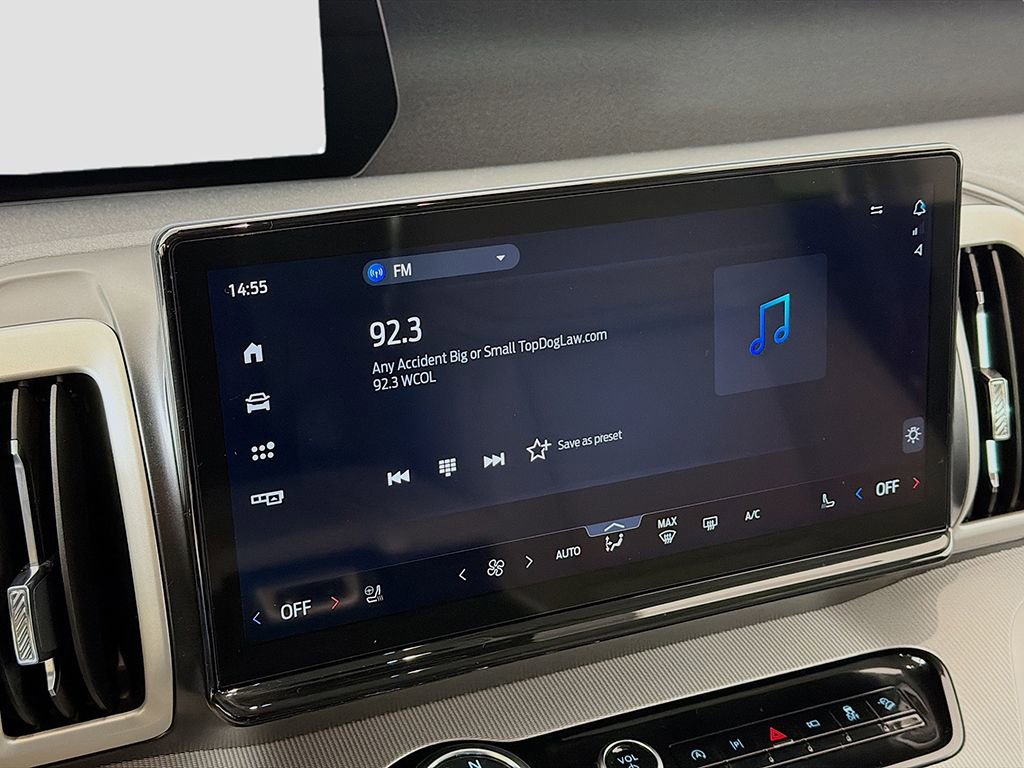 Used 2025 Ford Expedition Active image 37