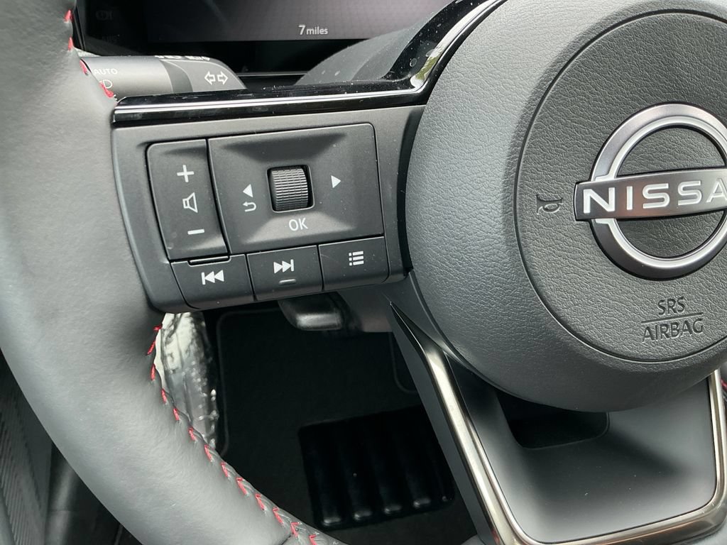 New 2026 Nissan Kicks SR w/ SR Premium Package AWD/4WD image 21