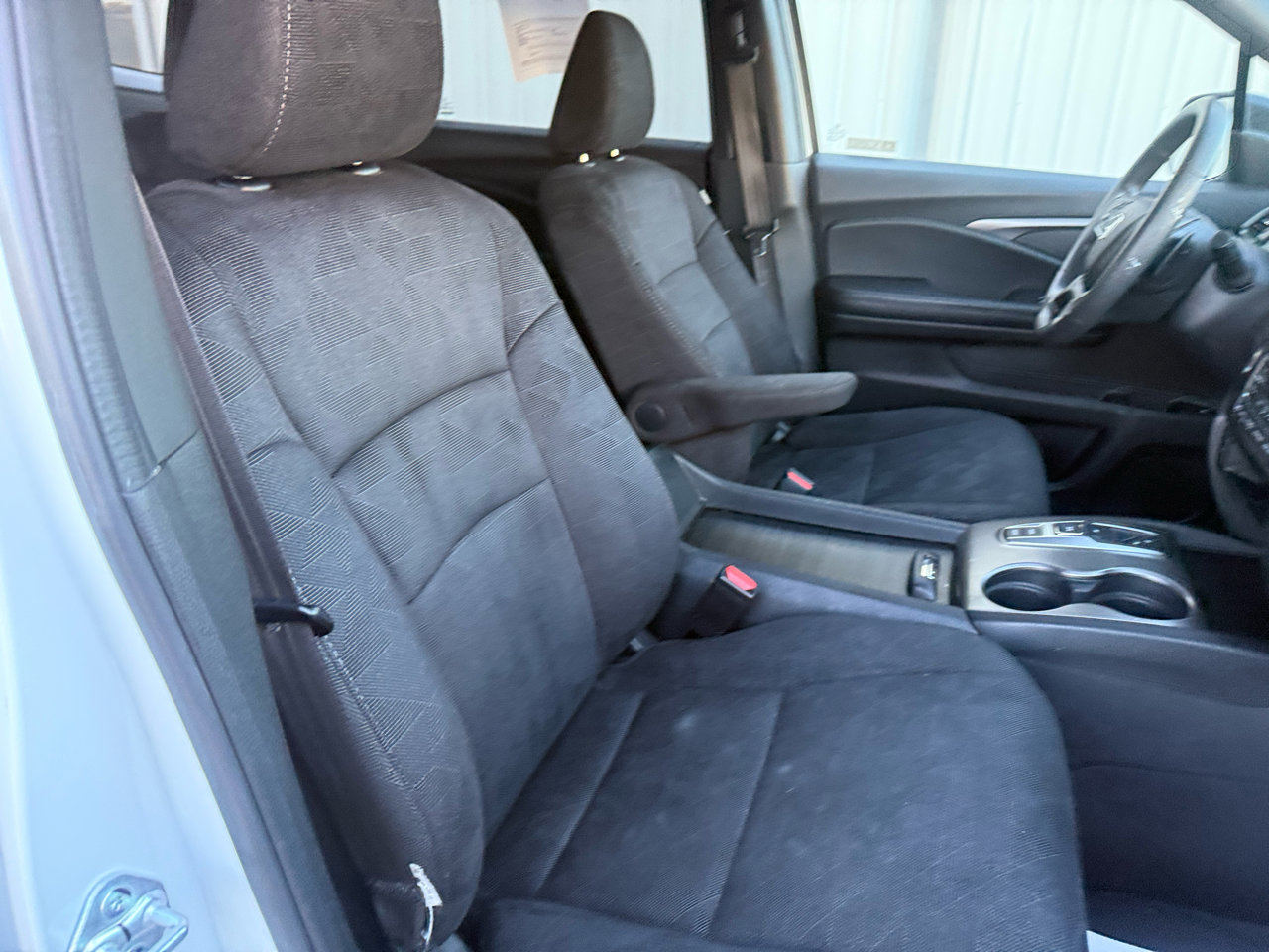 Used 2022 Honda Pilot Sport image 27