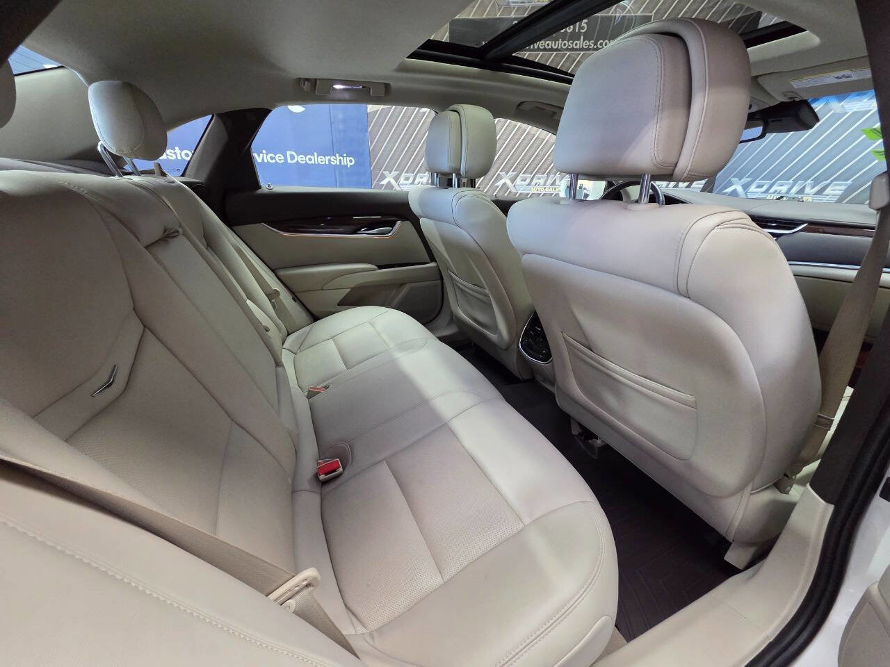Used 2013 Cadillac XTS Luxury w/ Driver Awareness Package FWD image 28