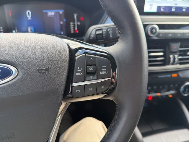 Used 2023 Ford Escape Active w/ Cold Weather Package FWD image 39