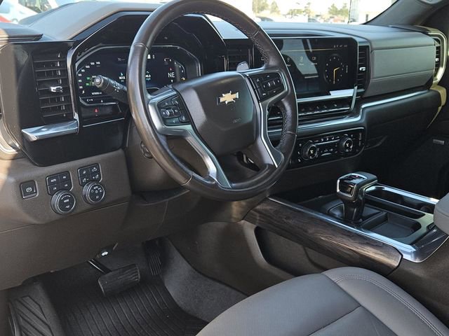 Used 2023 Chevrolet Silverado 1500 LTZ image 30