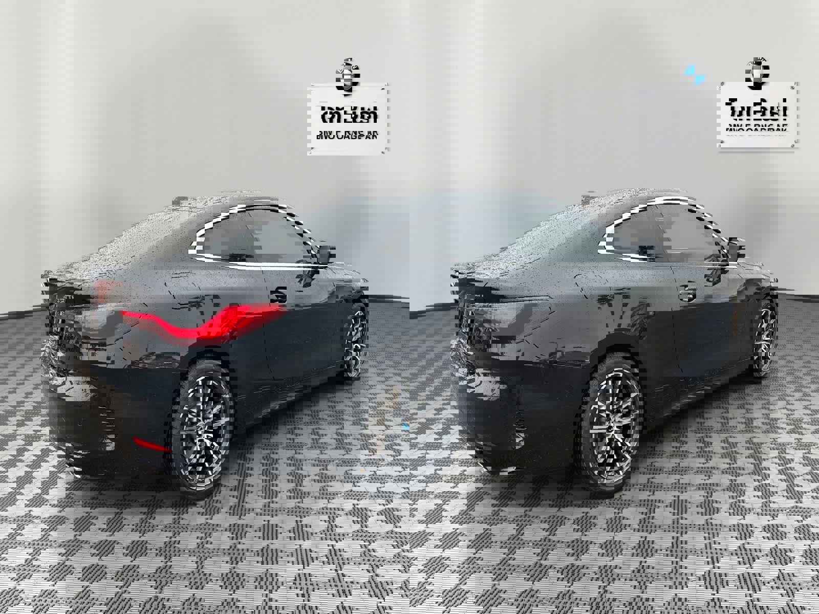 Certified 2025 BMW 430i Coupe w/ Convenience Package image 5