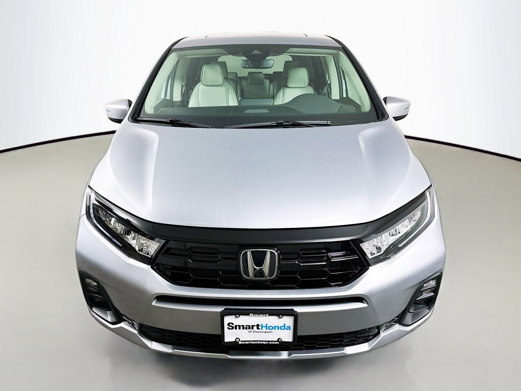 New 2026 Honda Odyssey Touring image 2
