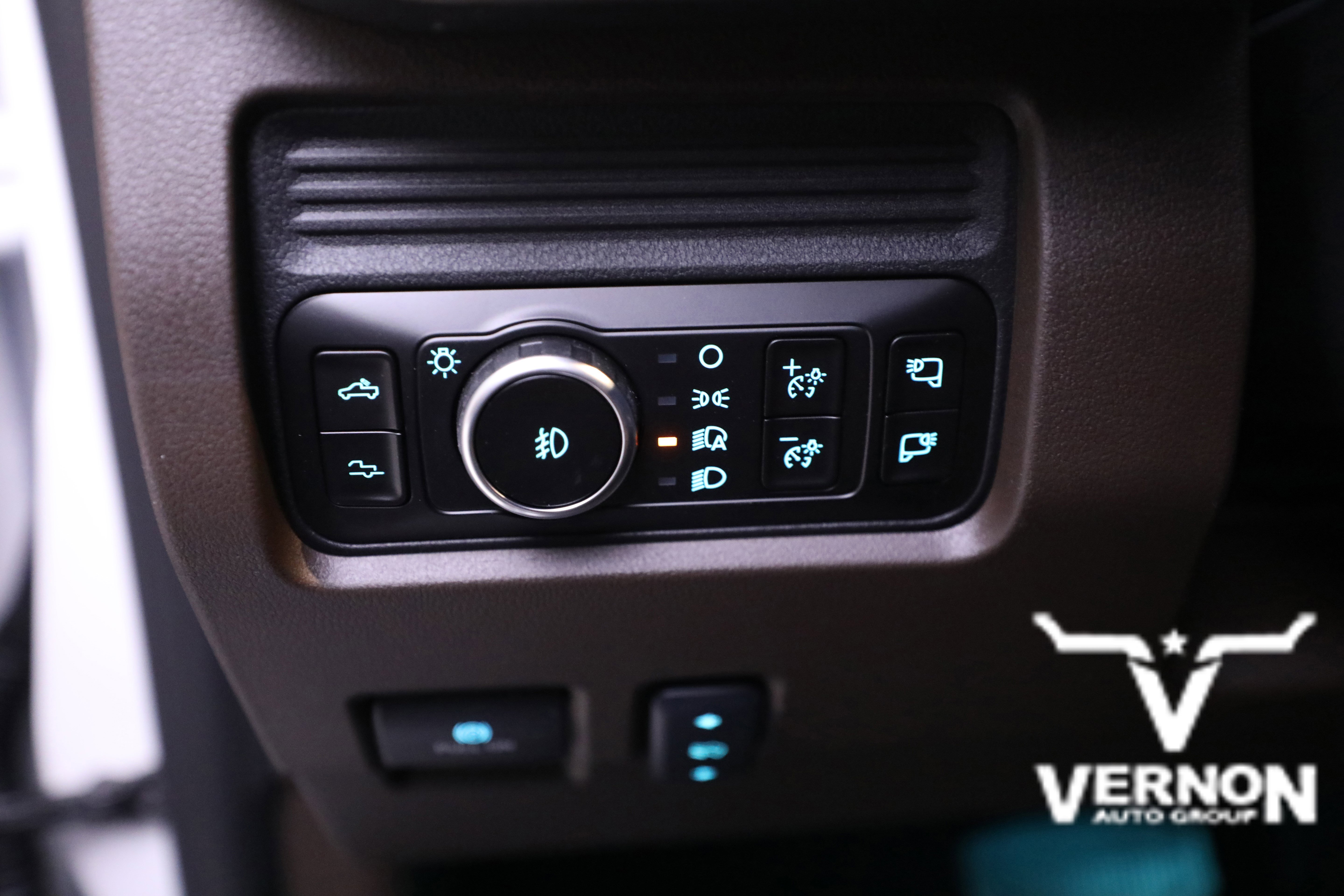 New 2026 Ford F250 King Ranch w/ Tremor Off-Road Package image 17