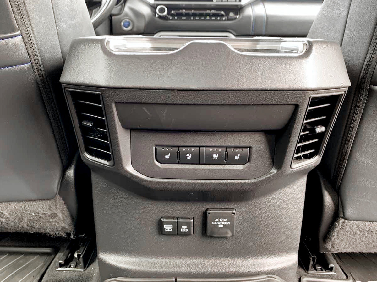 Used 2022 Toyota Tundra Platinum AWD/4WD image 20