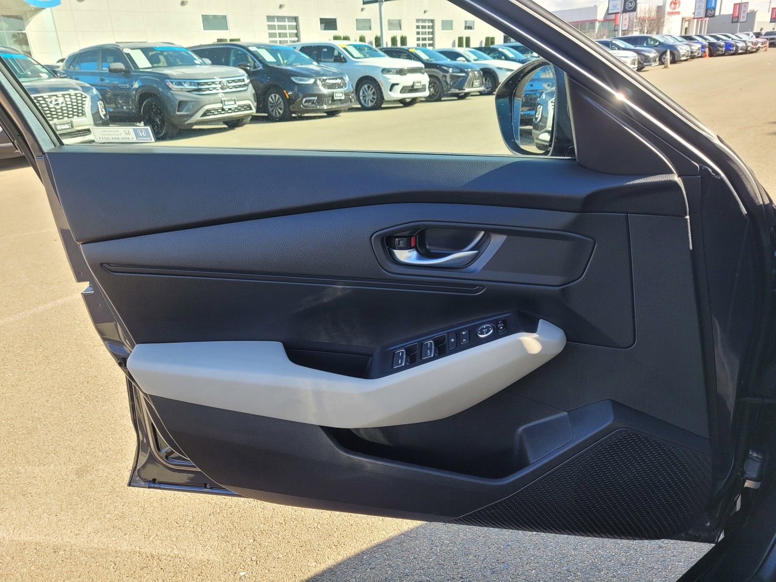 Certified 2025 Honda Accord LX image 16