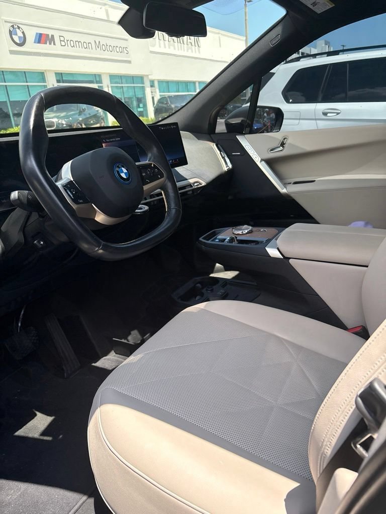 Certified 2024 BMW iX xDrive50 w/ Sport Package AWD/4WD image 3