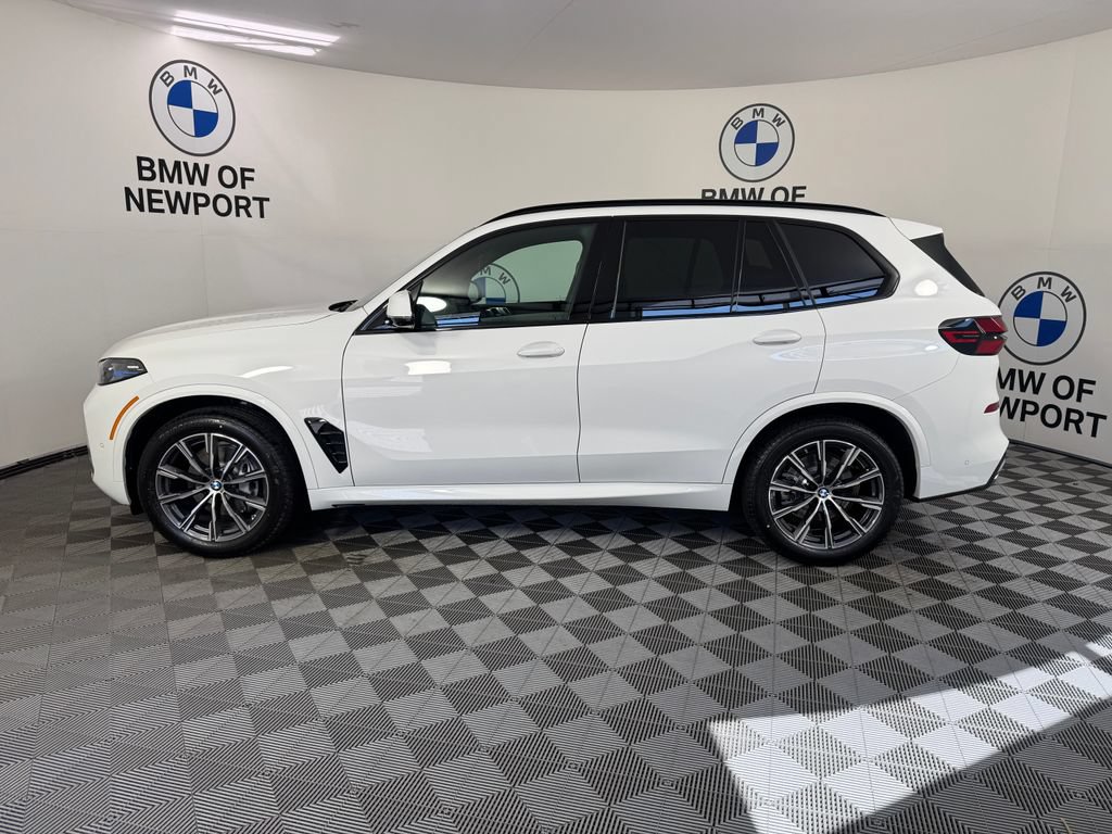 New 2026 BMW X5 xDrive40i w/ M Sport Package AWD/4WD image 9