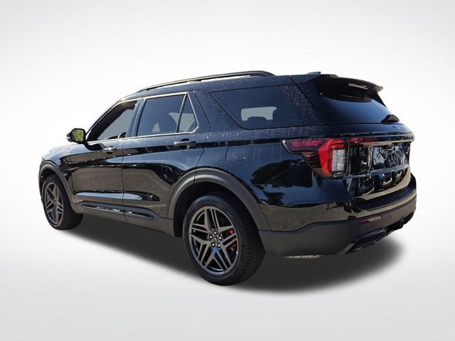 Certified 2025 Ford Explorer ST-Line w/ ST-Line Street Pack AWD/4WD image 7