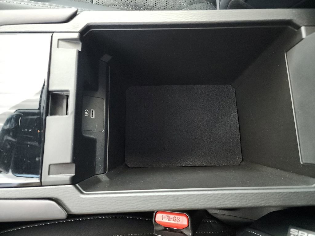 Used 2025 Mitsubishi Outlander SEL AWD/4WD image 35
