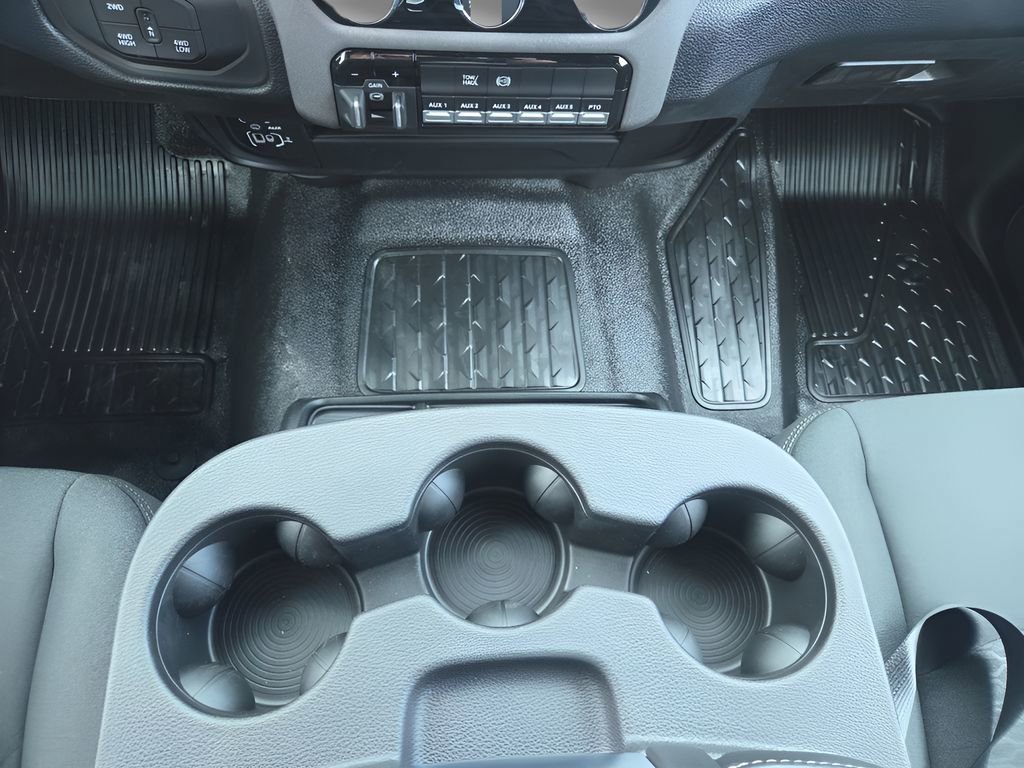 New 2026 RAM 5500 Tradesman w/ Chrome Appearance Group image 19