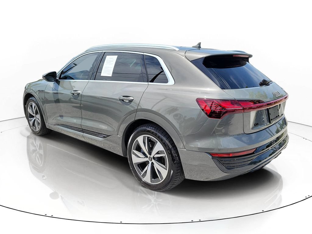 Certified 2024 Audi Q8 e-tron Premium AWD/4WD image 3