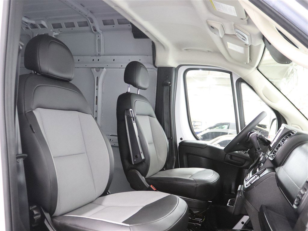 Used 2024 RAM ProMaster 2500 w/ Convenience Group FWD image 15