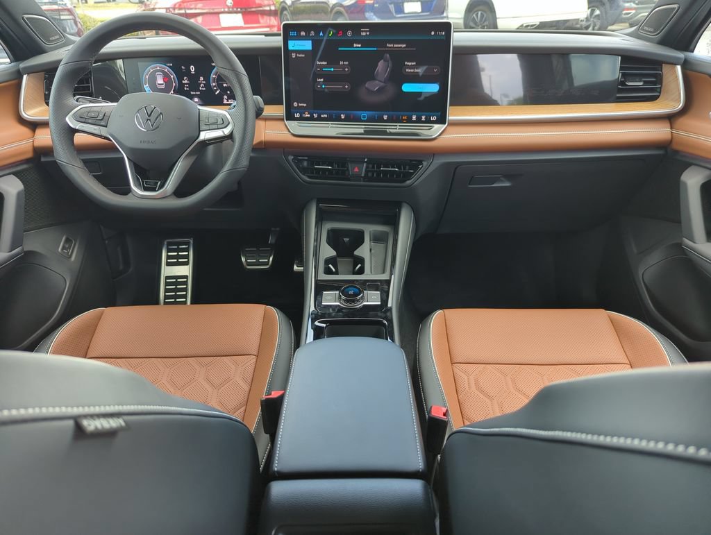 New 2026 Volkswagen Tiguan SEL R-Line AWD/4WD image 25